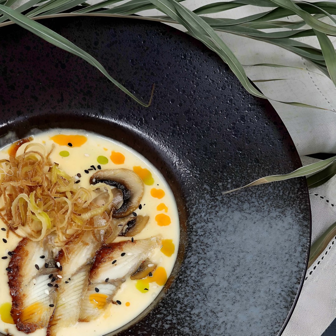 Картофельный крем- суп с угрем