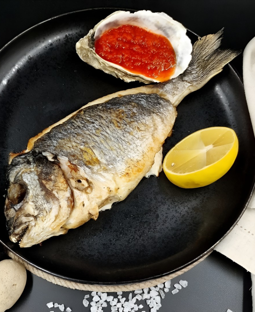 Запечённая Дорадо с овощами гриль